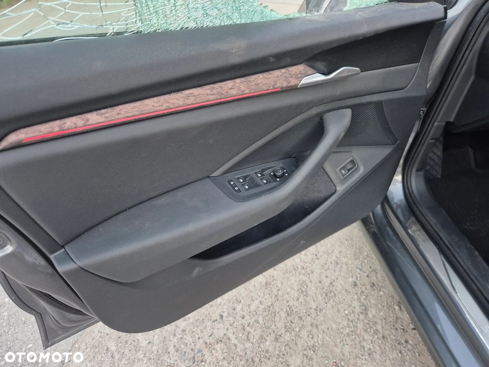 Skoda Superb 1.5 TSI mHEV L&K DSG - 20