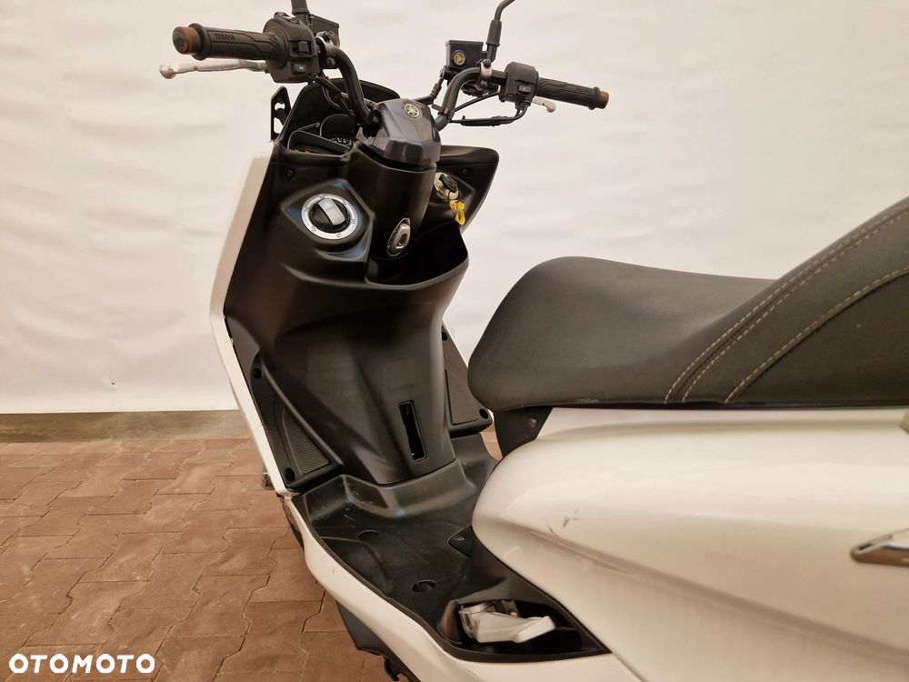 Yamaha Majesty - 8