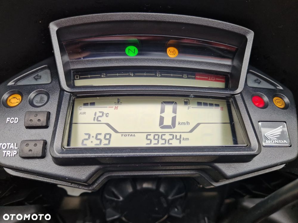 Honda VFR - 5