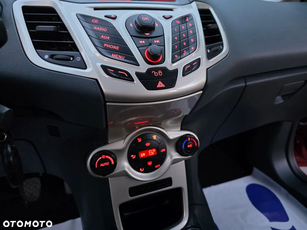 Ford Fiesta 1.25 Titanium - 34