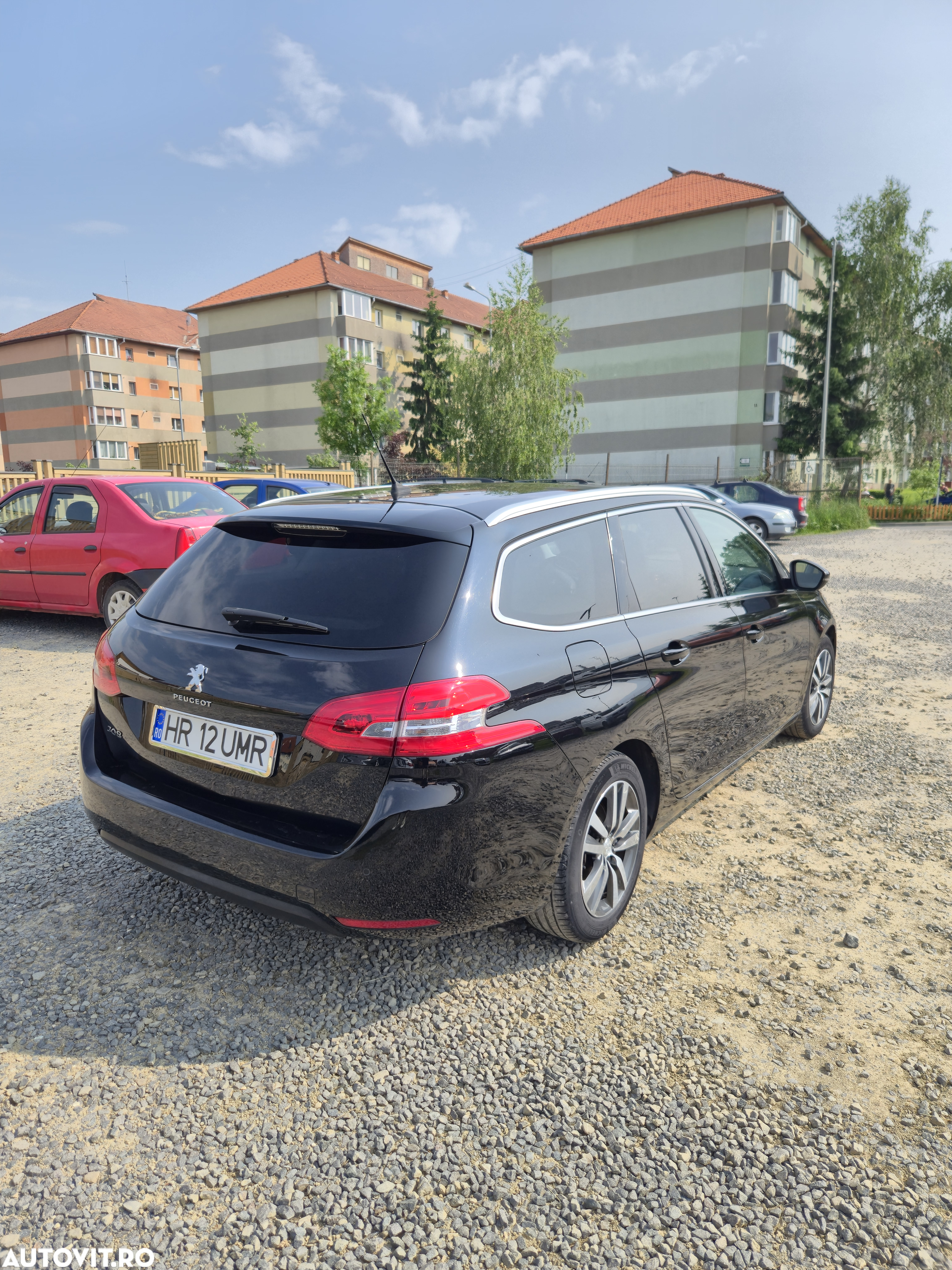 Peugeot 308 1.2 L PureTech Turbo Active Aut. - 6