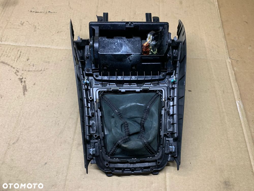 Tunel środkowy osłona tunelu popielniczka Mercedes CLA 117 A1768100179 A1766807100 - 6