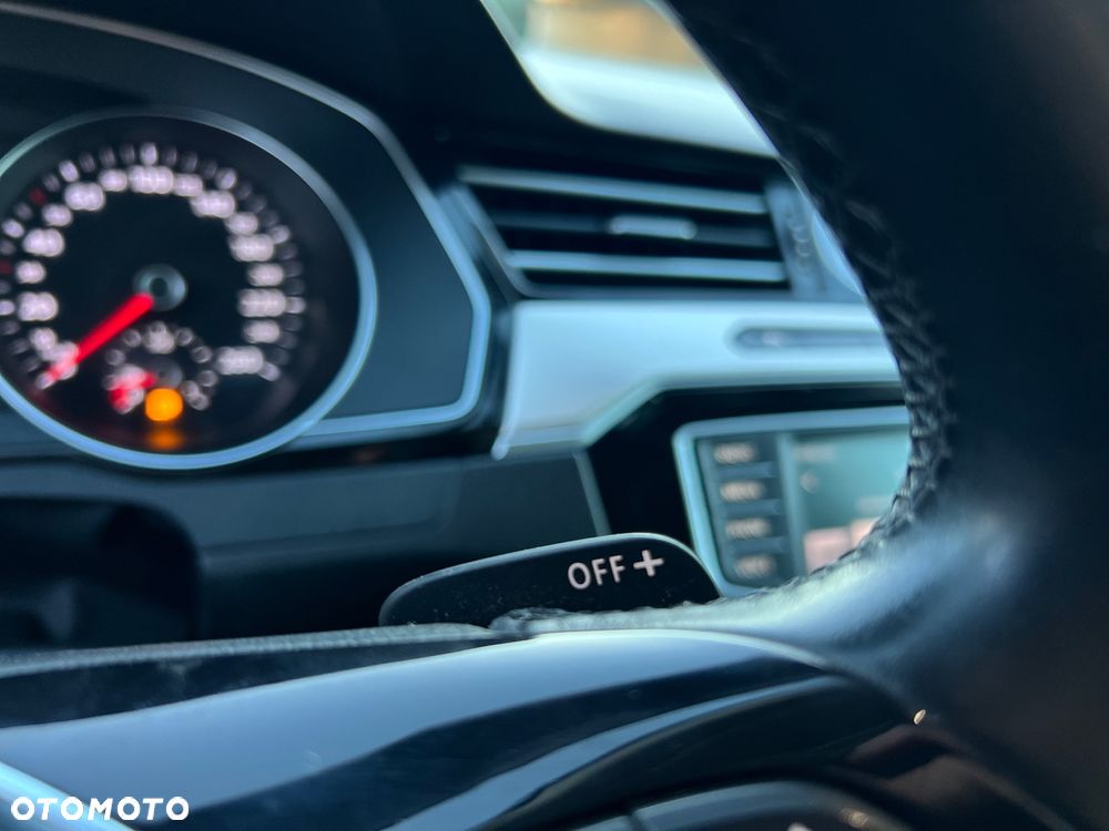 Volkswagen Passat 2.0 TDI BMT Highline DSG - 19