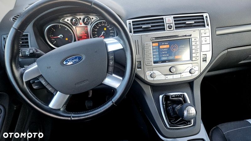 Ford Kuga 2.0 TDCi Titanium - 16