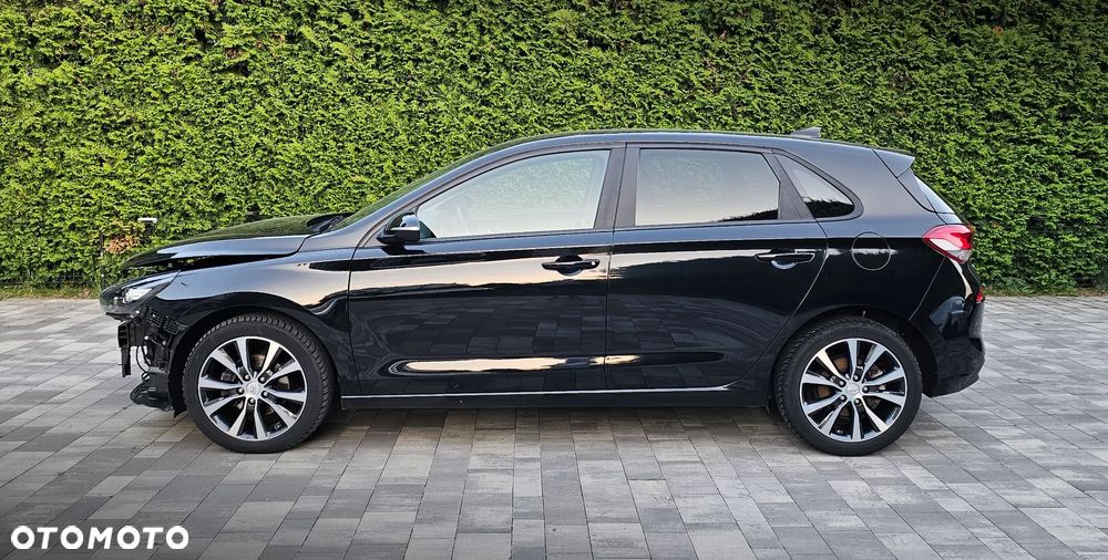 Hyundai i30 1.6 CRDi Premium - 4