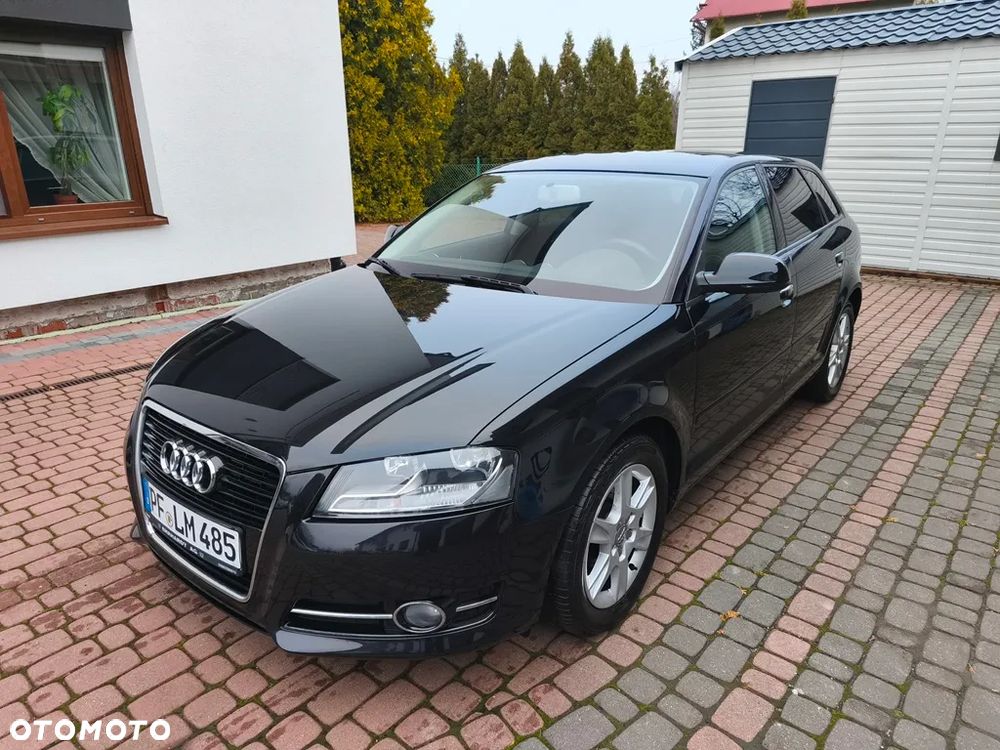 Audi A3 Sportback 1.6 Attraction - 1