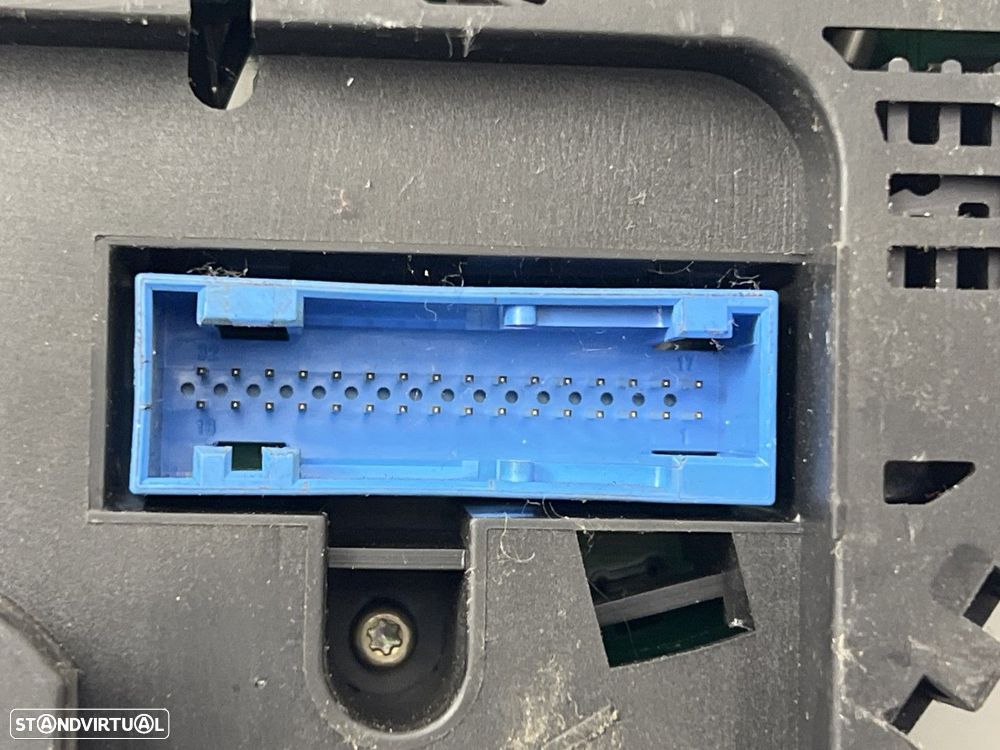 Painel de instrumentos Usado AUDI A6 (4B2, C5) 2.5 TDI REF. 4B0920933GX - 5