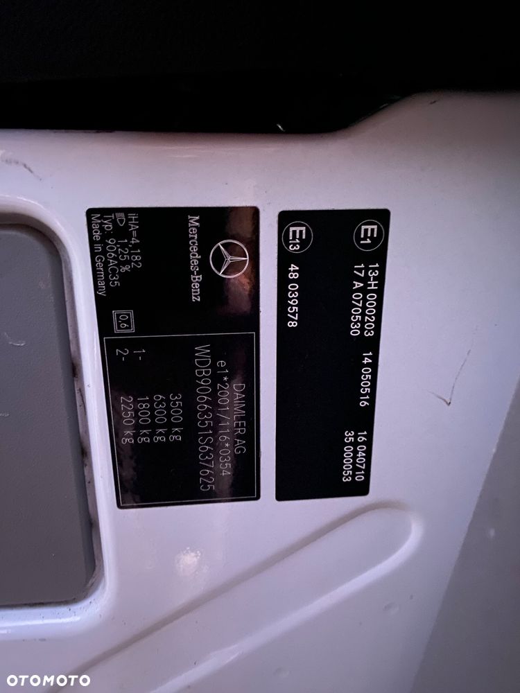 Mercedes-Benz Sprinter 906.211 - 14