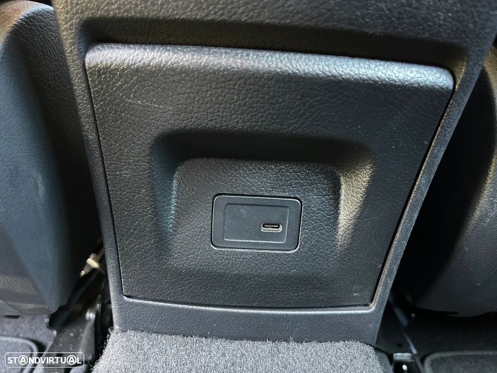 Mercedes-Benz A 250 - 53