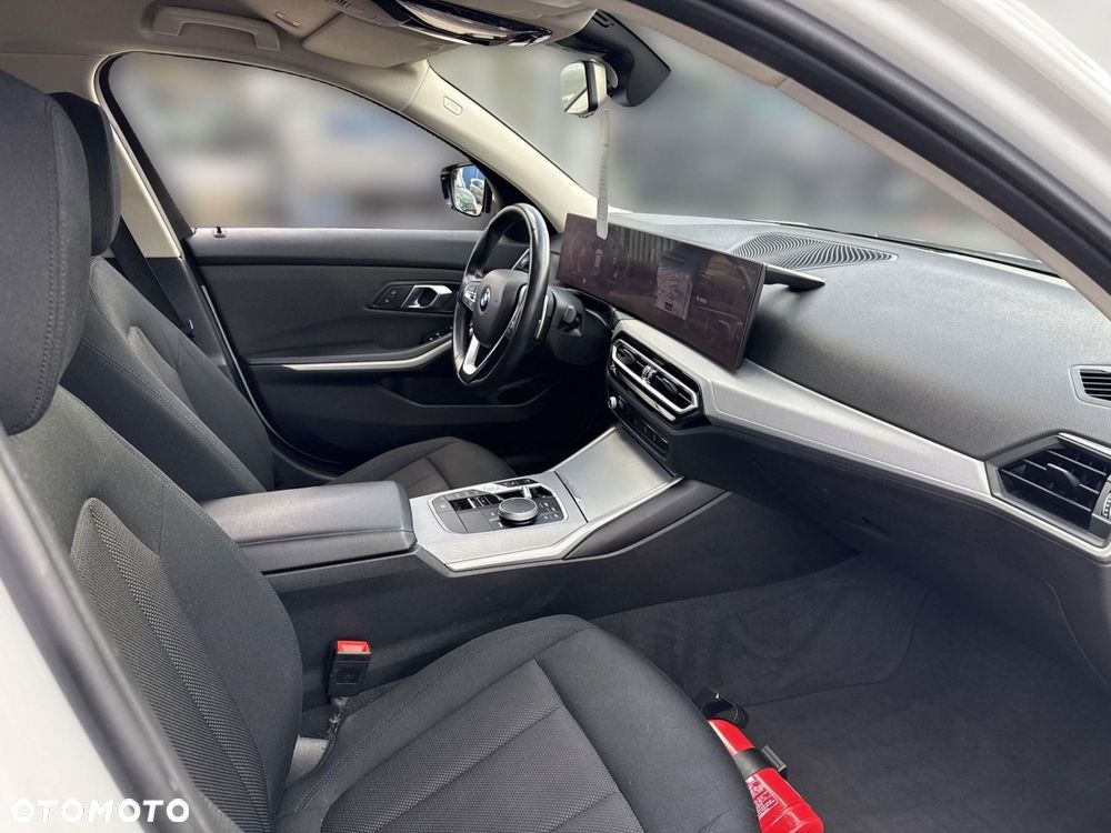 BMW Seria 3 318i Advantage - 20