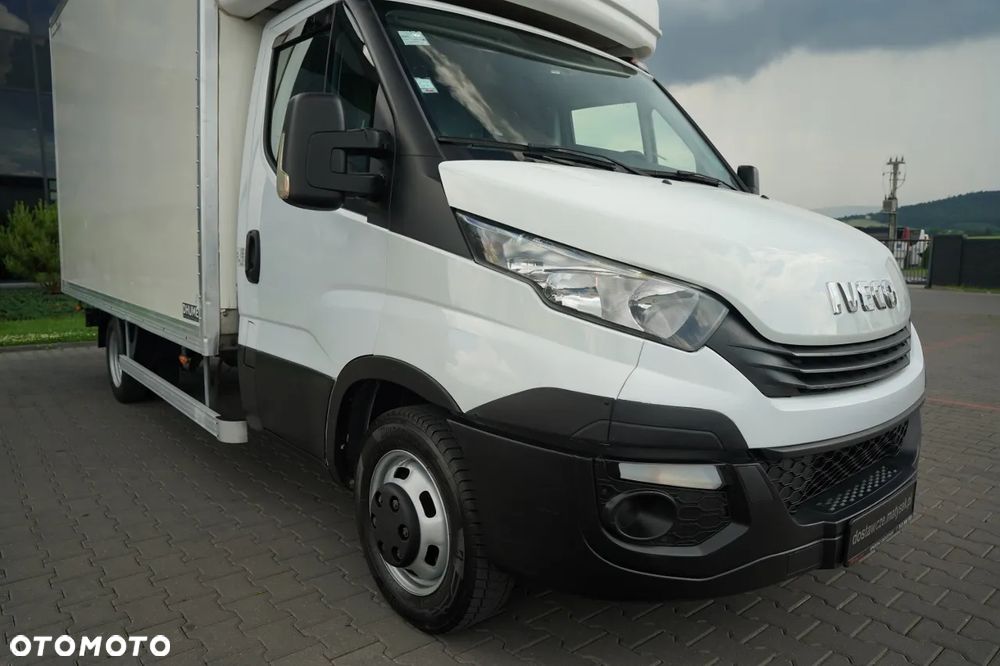 Iveco DAILY 35-140 / KONTENER 4,3 M / HI -MATIC / BLIŹNIAK  / ROLETA / SPROWADZONY - 9