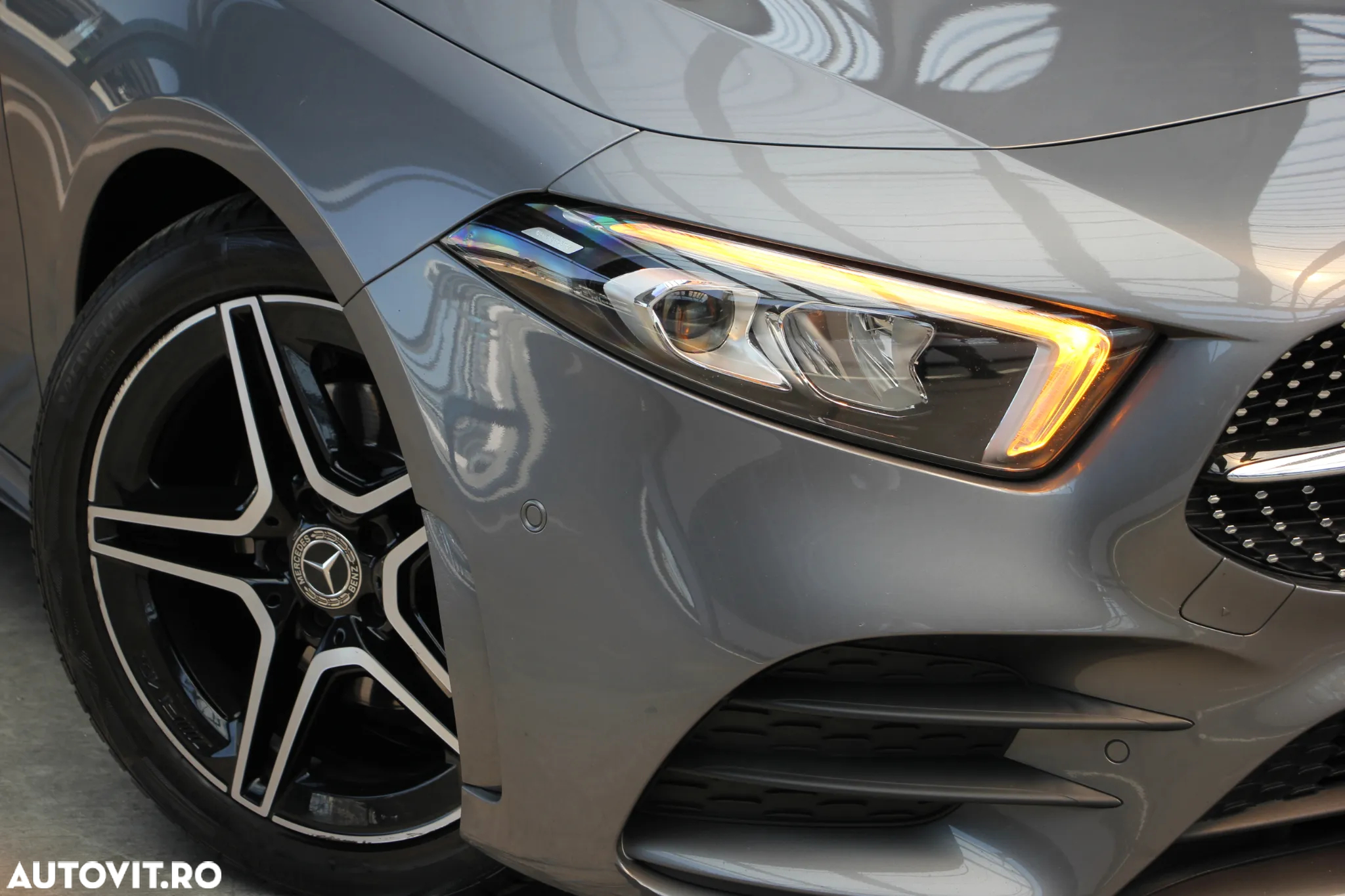 Mercedes-Benz A 180 7G-DCT AMG Line Advanced Plus - 20