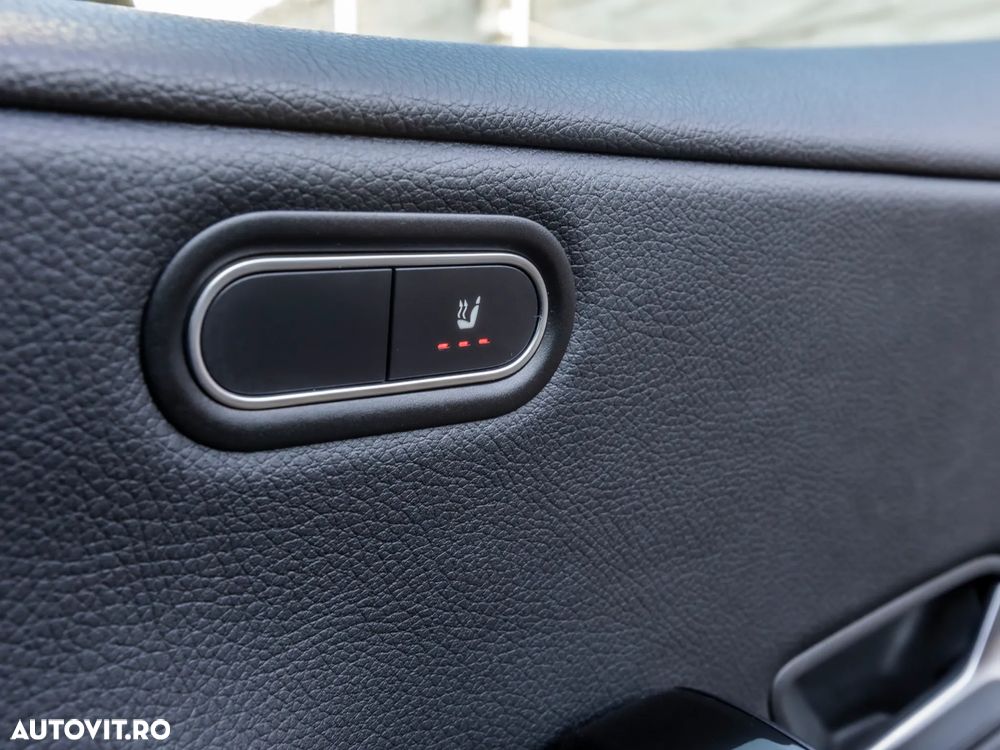 Mercedes-Benz A 180 d Sedan Aut. - 20