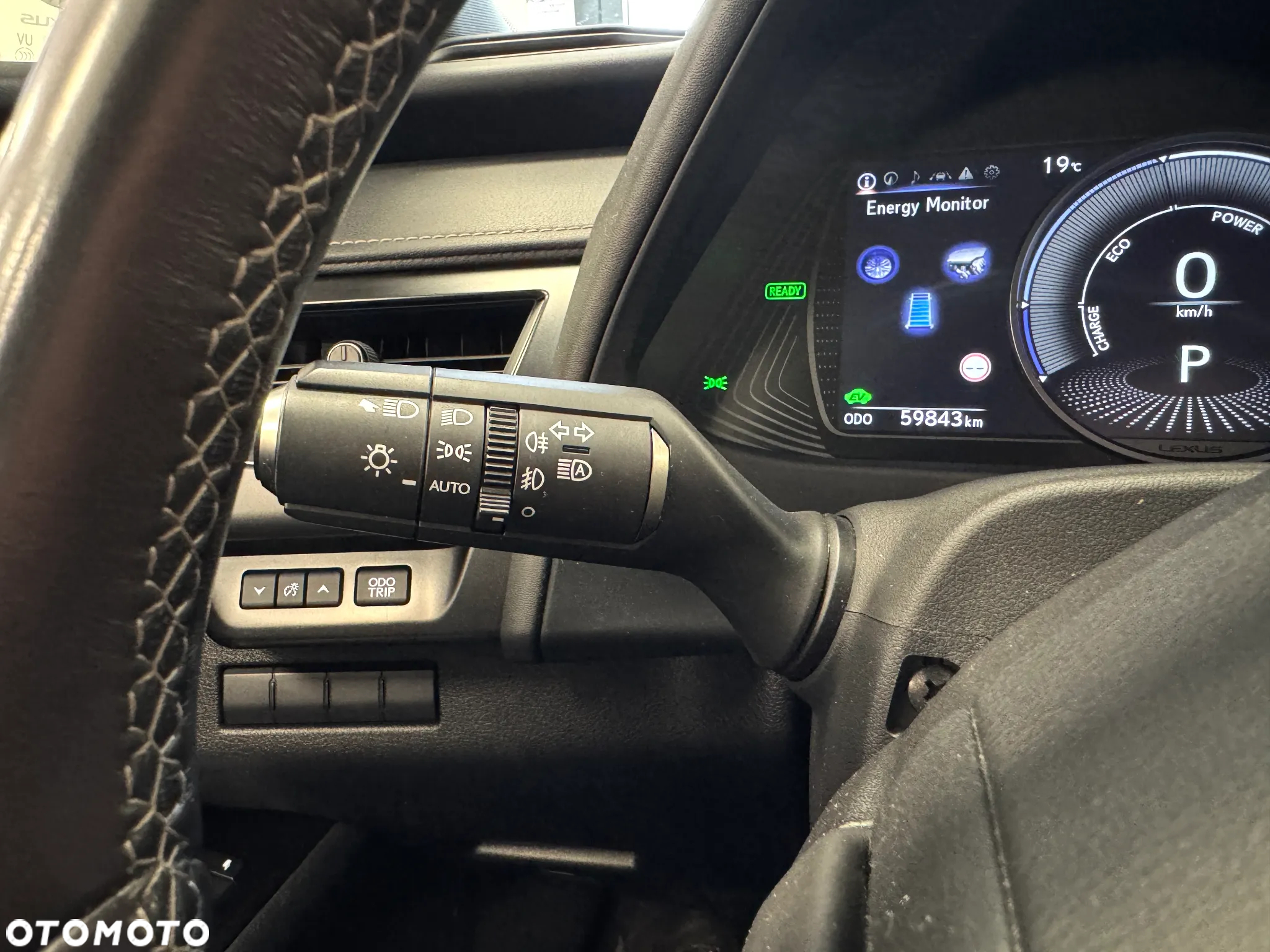 Lexus UX 200 Luxury Line - 16