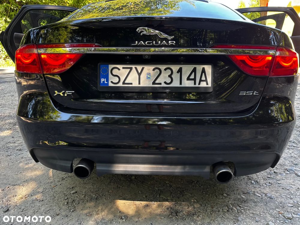 Jaguar XF 35t Prestige - 13