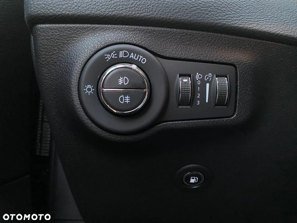 Jeep Compass 1.3 T-GDI 4xe PLUG-IN HYBRID Automatik Limited - 19