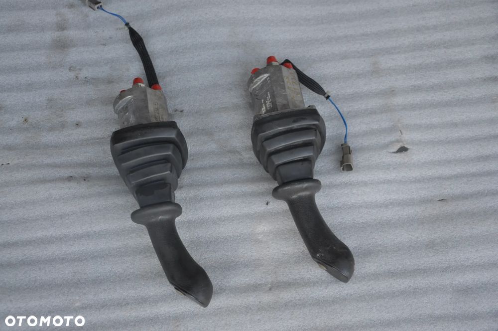 Yojstick Volvo ECR 25 D