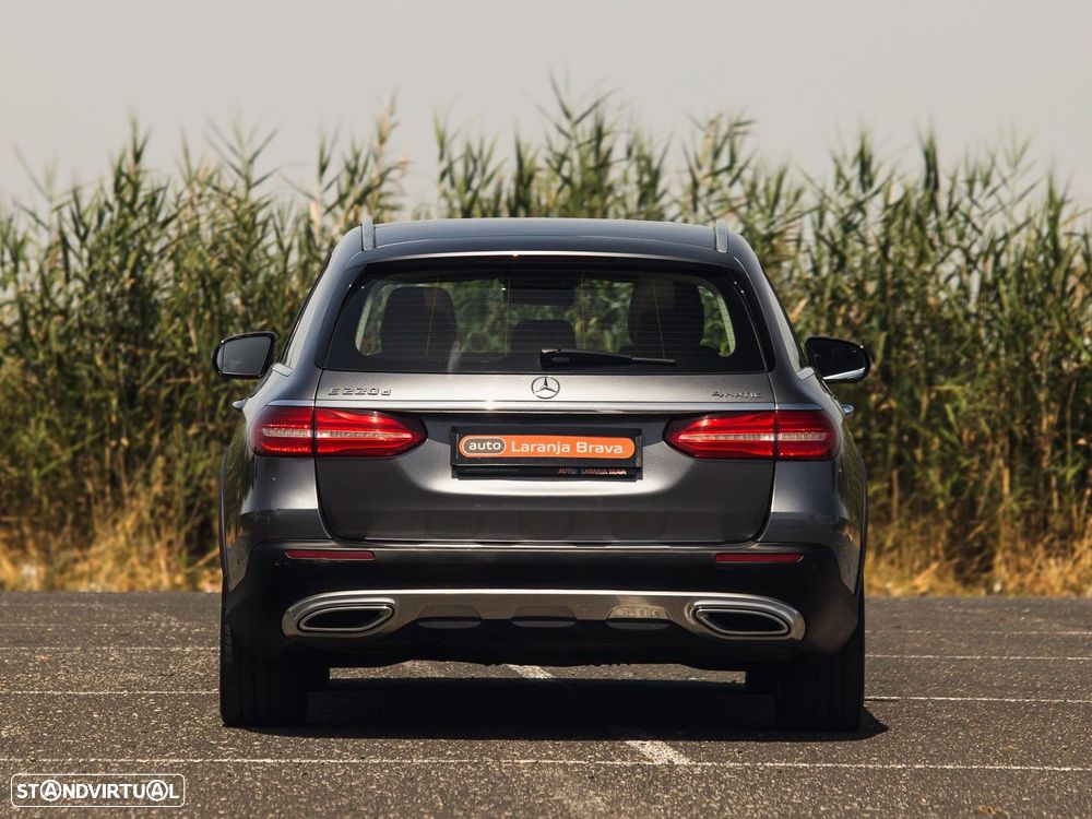 Mercedes-Benz E 220 d 4-Matic All Terrain Avantgarde + - 11