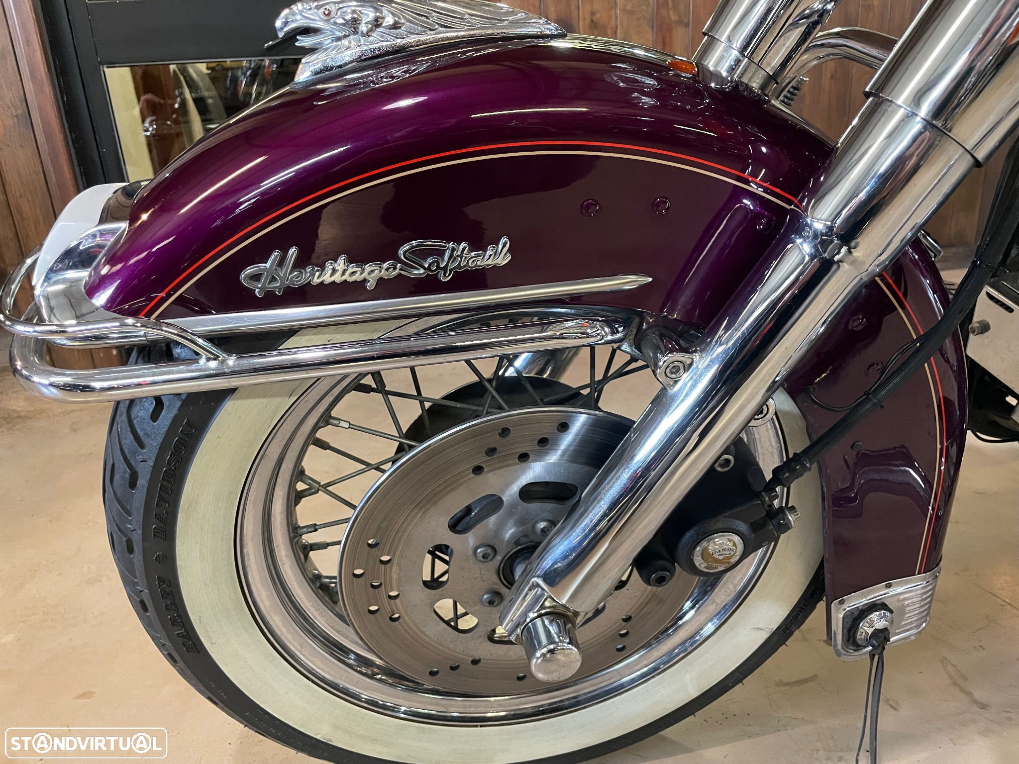 Harley-Davidson FLSTC - 17