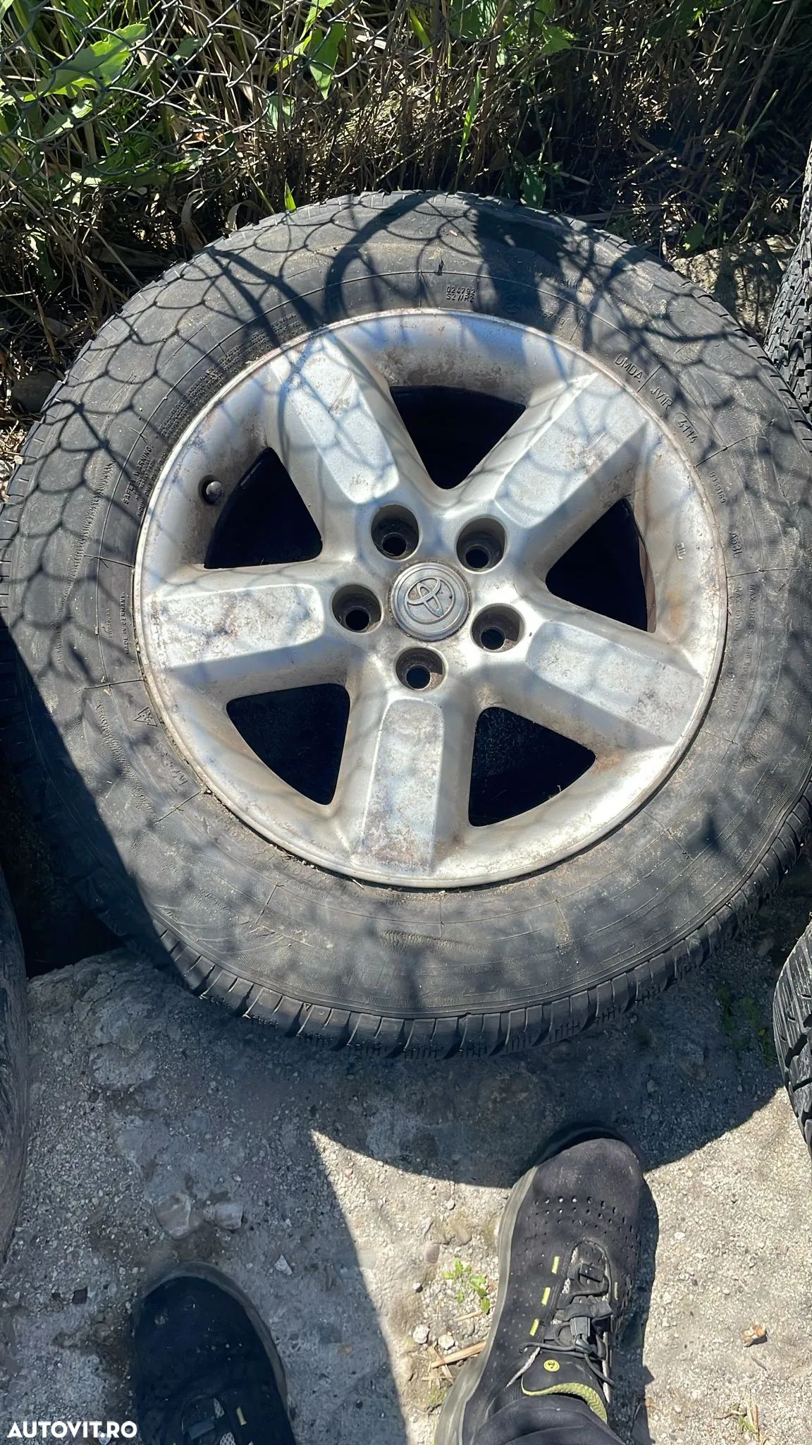 Janta Toyota Rav 4 r16 - 1
