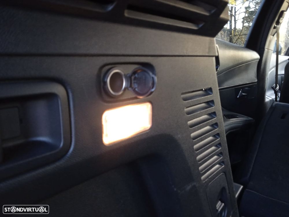 Peugeot 3008 1.6 Hybrid Allure Pack e-EAT8 - 47