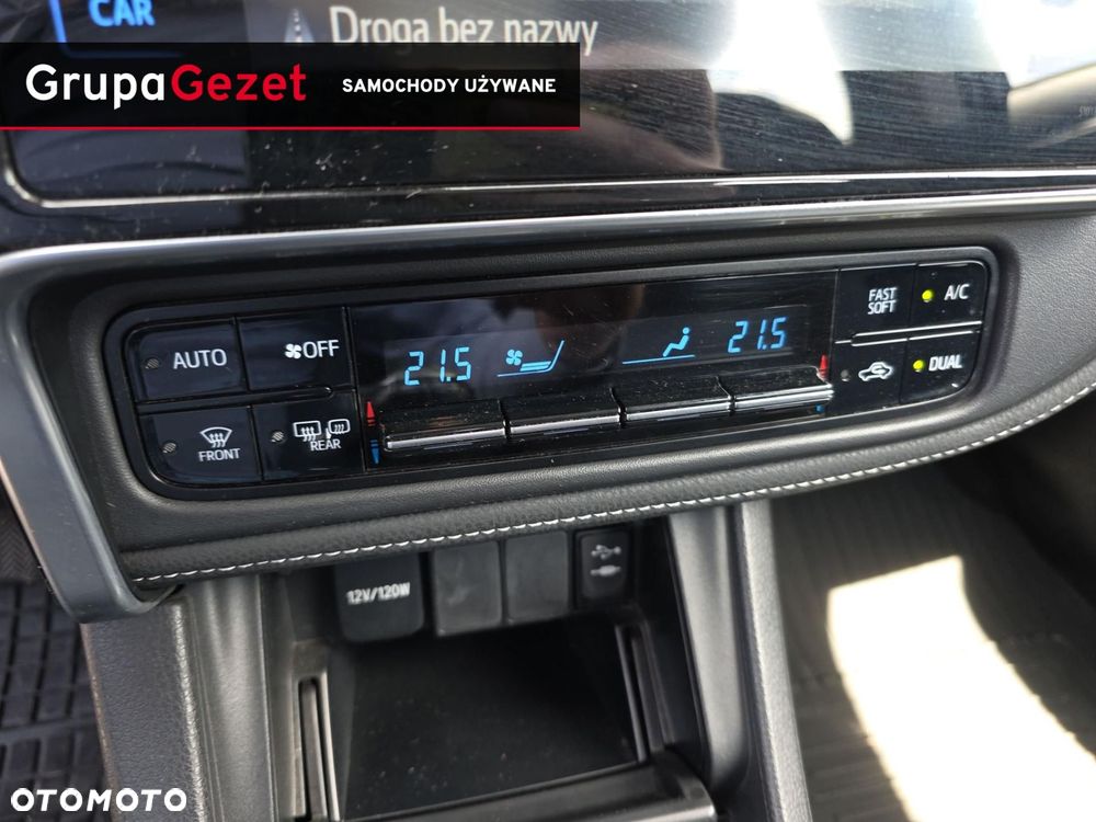 Toyota Corolla - 24