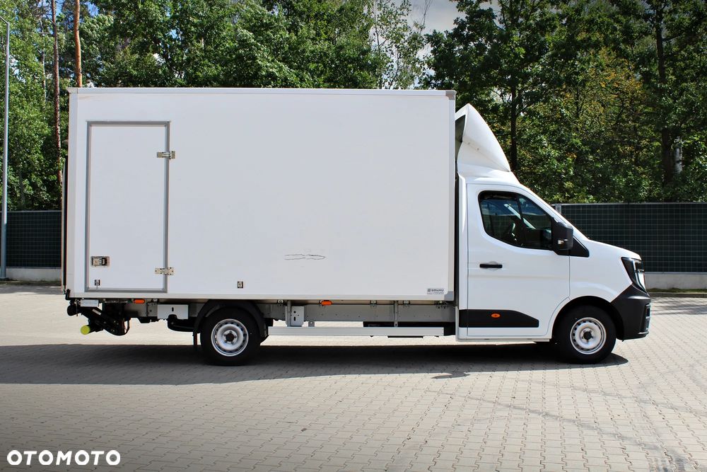 Renault Master kontener 9eup + winda BAR 750kg - 9