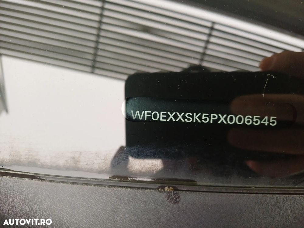 Ford Tourneo Connect 1.5L EcoBoost LWB Trend - 36