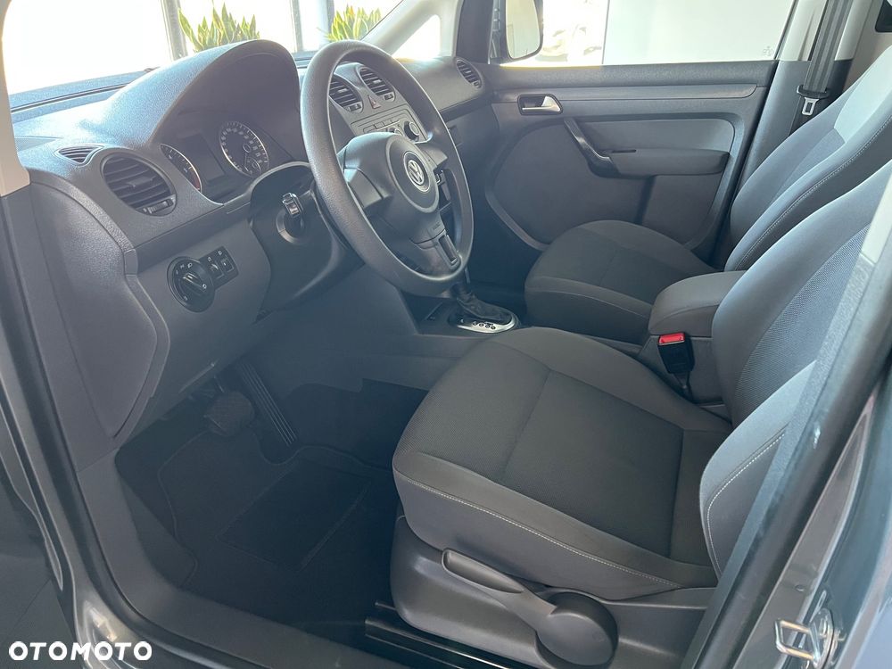 Volkswagen Caddy - 10