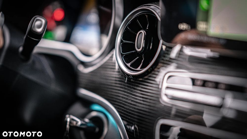 Mercedes-Benz Klasa V 300 d 4-Matic 9G-Tronic Avantgarde (d³ugi) - 13