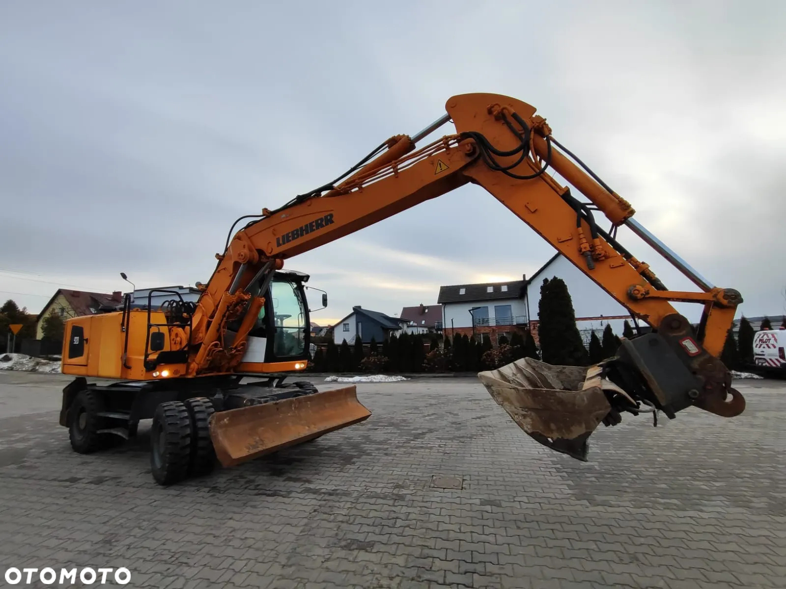 Liebherr A920 - 12