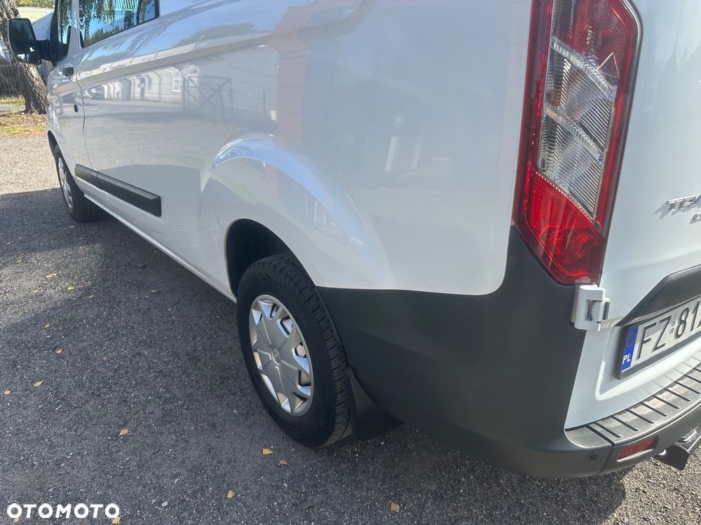 Ford Transit Custom 2.0 130ps 2017/18 6oso. L2 Klima kamera tempomat - 15