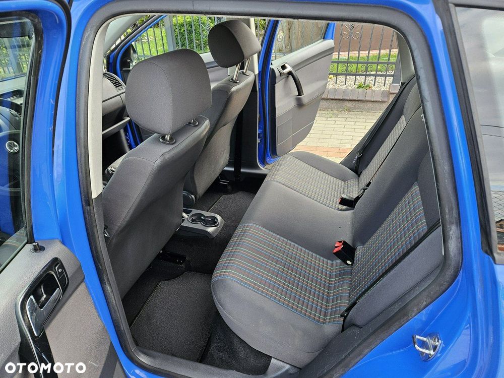Volkswagen Polo - 9