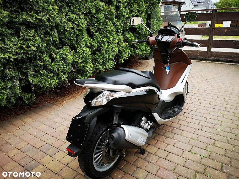 Piaggio Beverly - 5