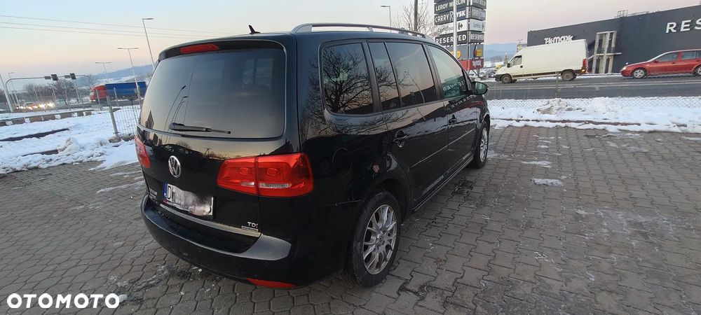 Volkswagen Touran 1.6 TDI DPF DSG Comfortline - 2