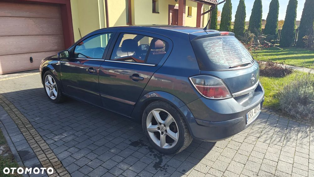 Opel Astra 1.6 - 5