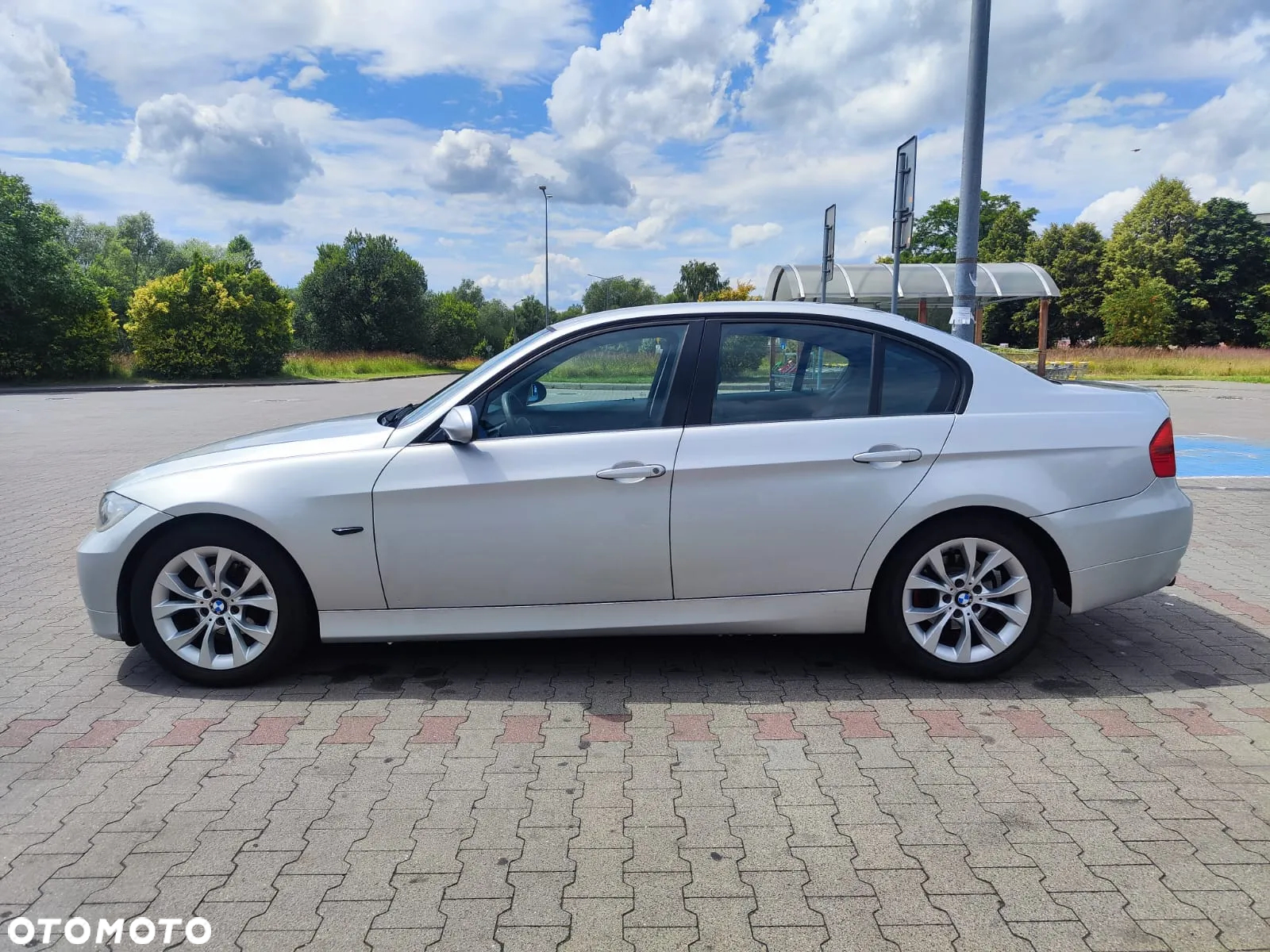 BMW Seria 3 318i - 11