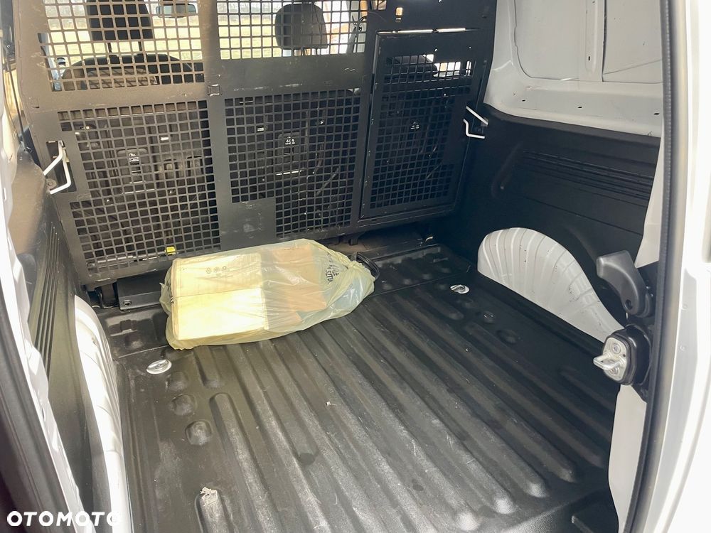 Toyota Proace City Kombi D-4D Compact 2,6t - 17