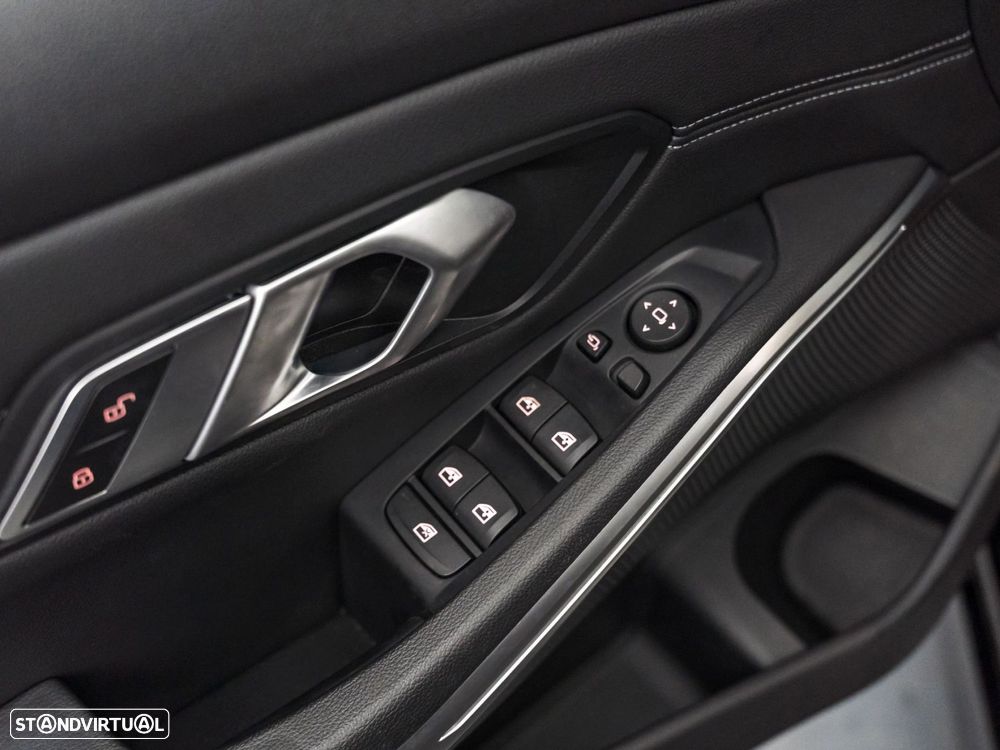 BMW 320 d Line Sport Auto - 16