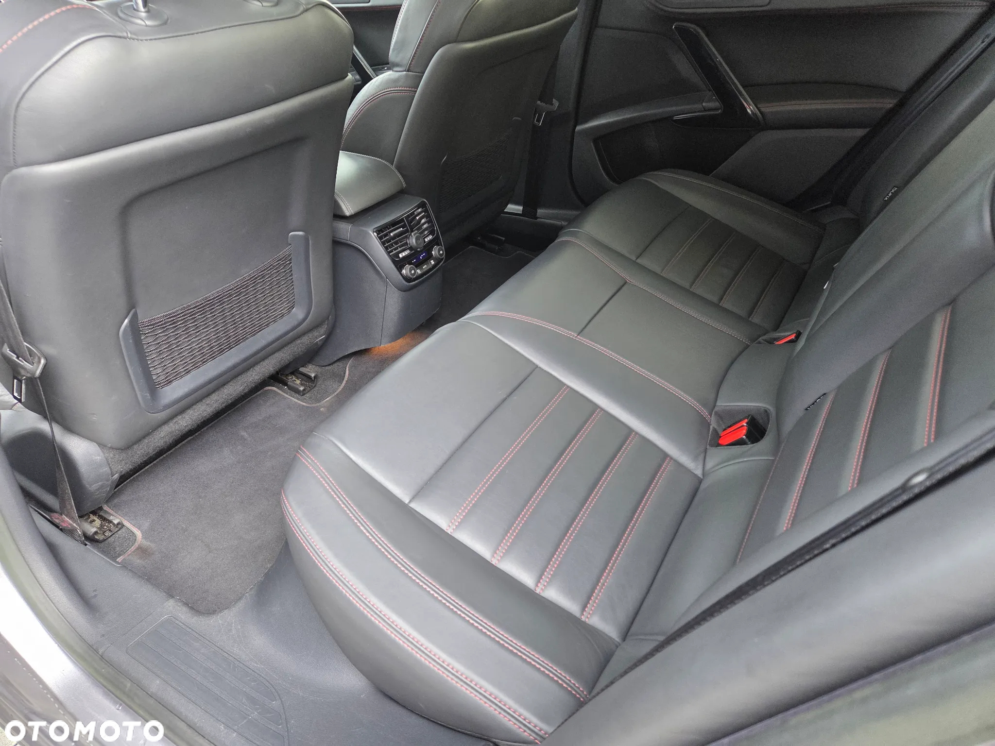 Peugeot 508 2.0 BlueHDi GT S&S - 12
