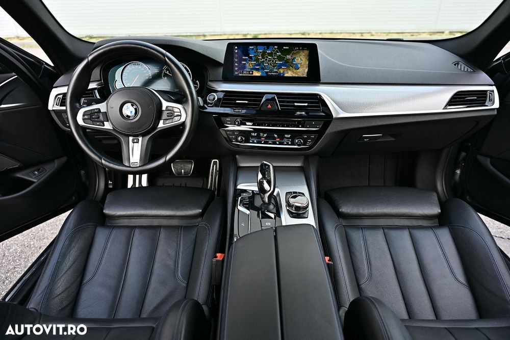BMW Seria 5 530i xDrive AT - 17