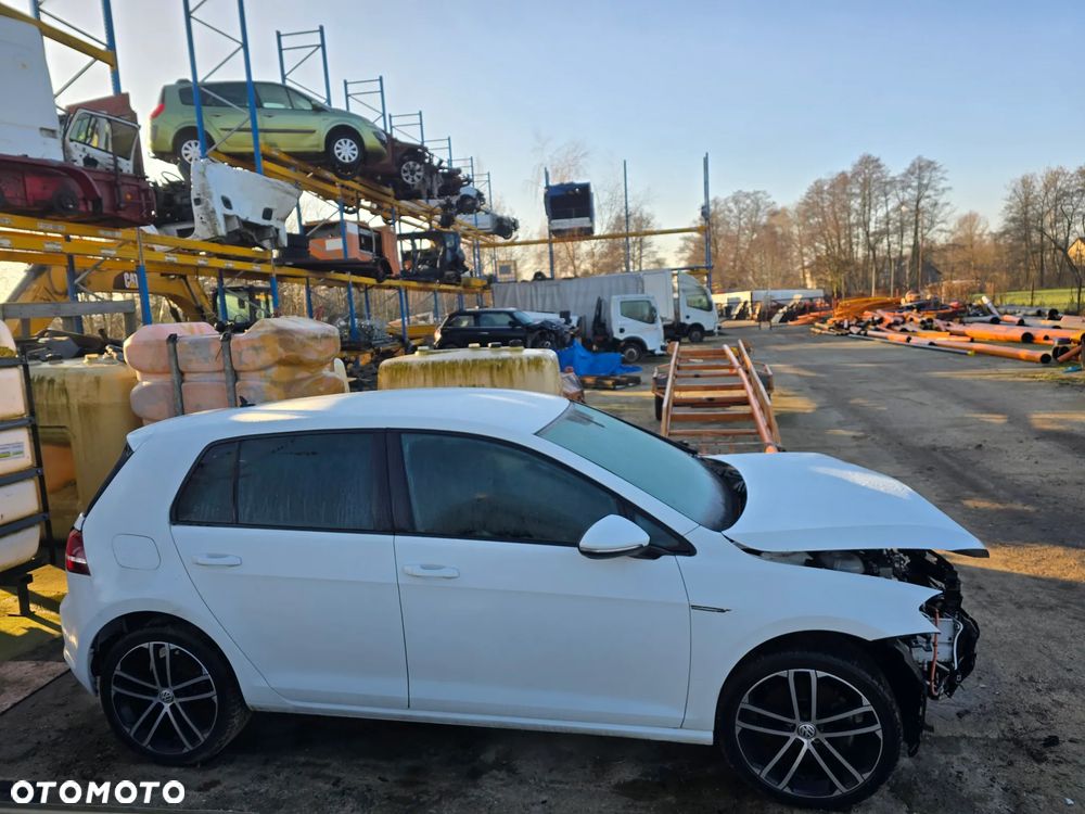 Volkswagen Golf 1.4 GTE Plug-In-Hybrid DSG - 2