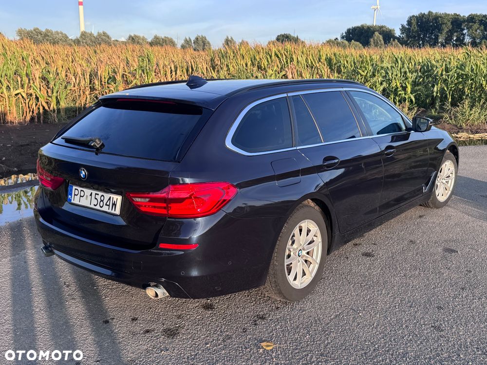 BMW Seria 5 520d Luxury Line sport - 6