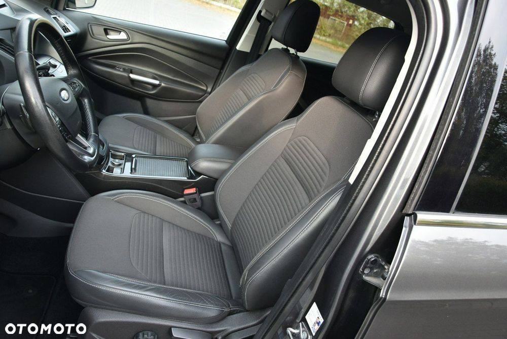 Ford Kuga 2.0 TDCi 4WD Titanium - 32