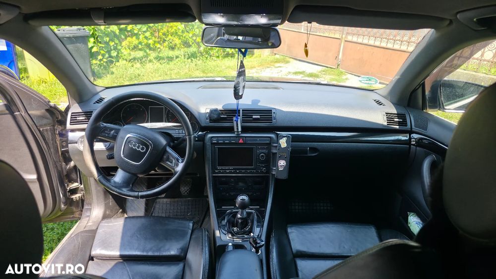 Audi A4 Avant - 6