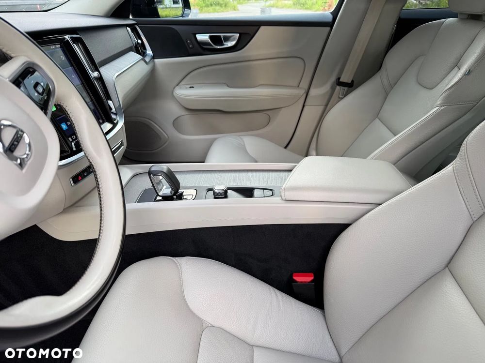 Volvo V60 B3 B Geartronic RDesign - 34