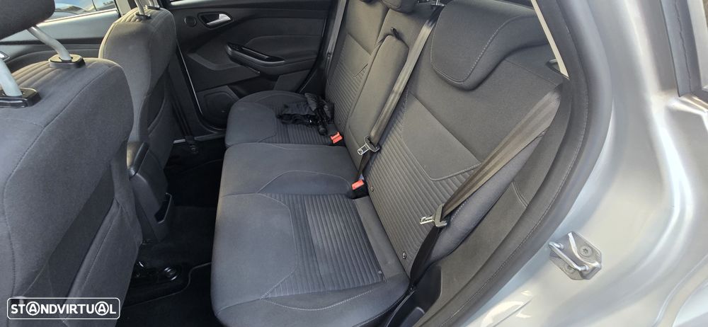 Ford Focus 1.0 EcoBoost Titanium - 8