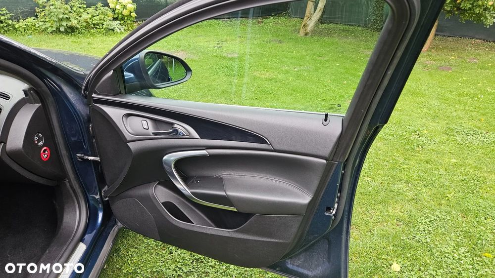 Opel Insignia 2.0 CDTI Cosmo - 24