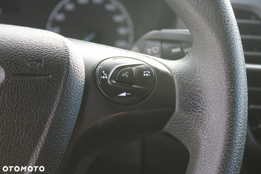 Ford Transit Connect - 18