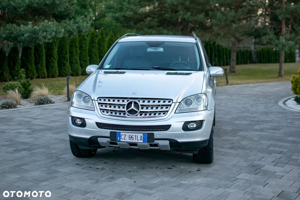Mercedes-Benz ML - 9
